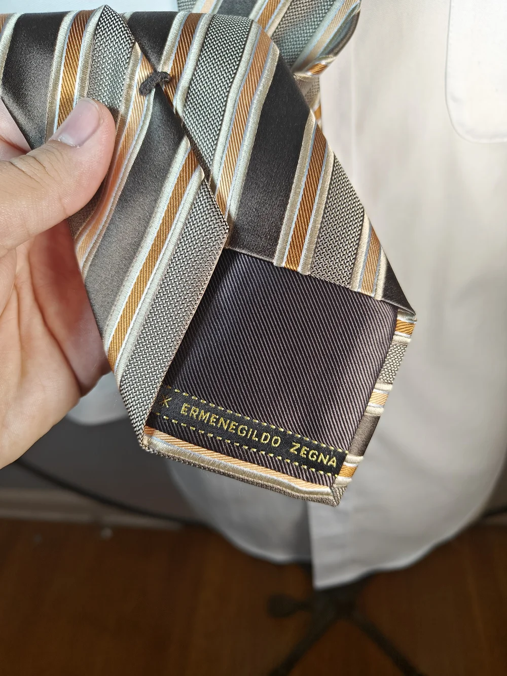 Ermenegildo Zegna Brown Gold Striped 100% Silk Jacquard Tie Made in Italy